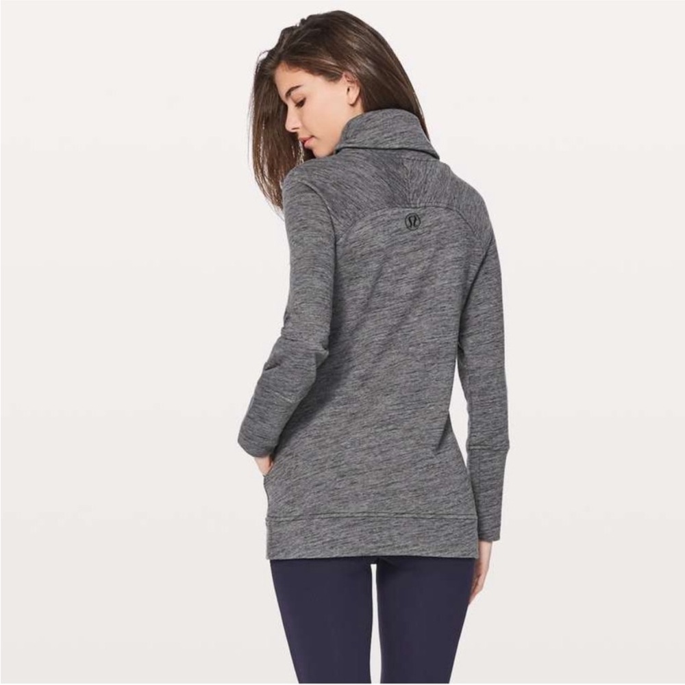 Lululemon | To You Tunic | Sz 12 | Heathered Core Dark Grey | EUC